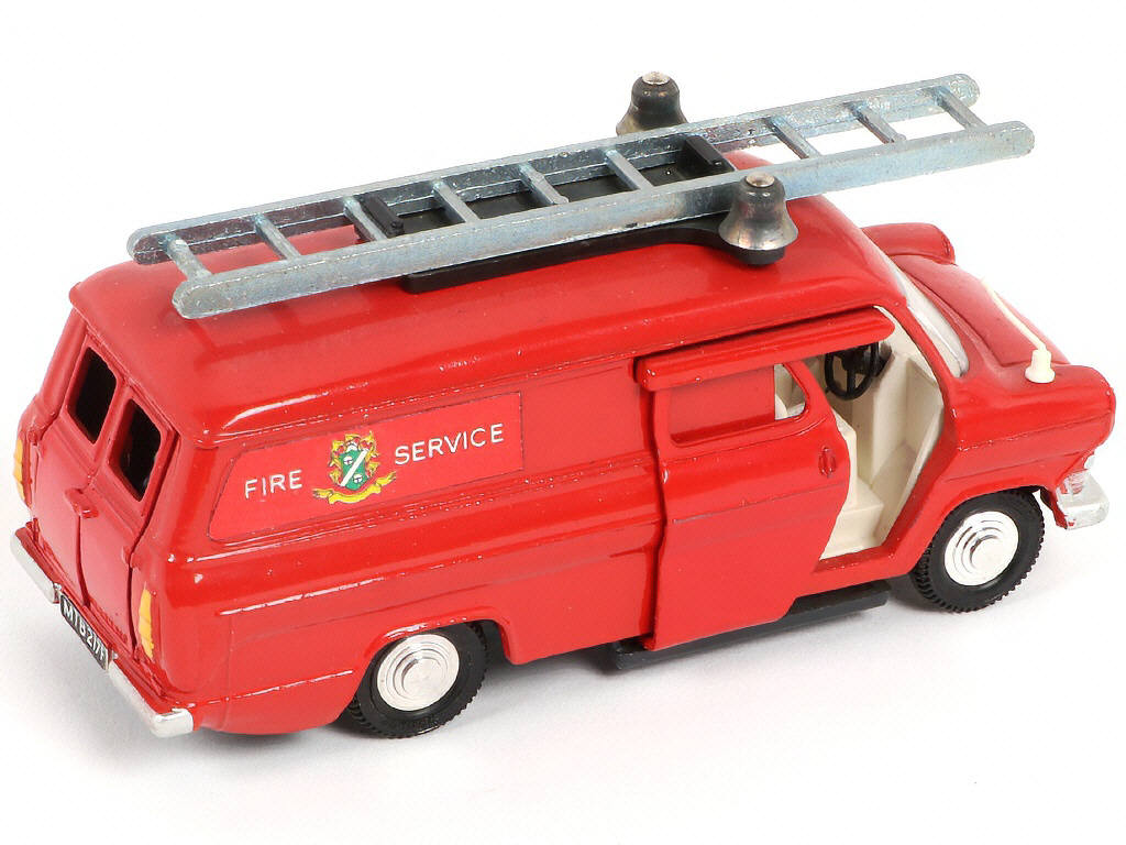 Lot 225 - DINKY TOYS (GB) (1)