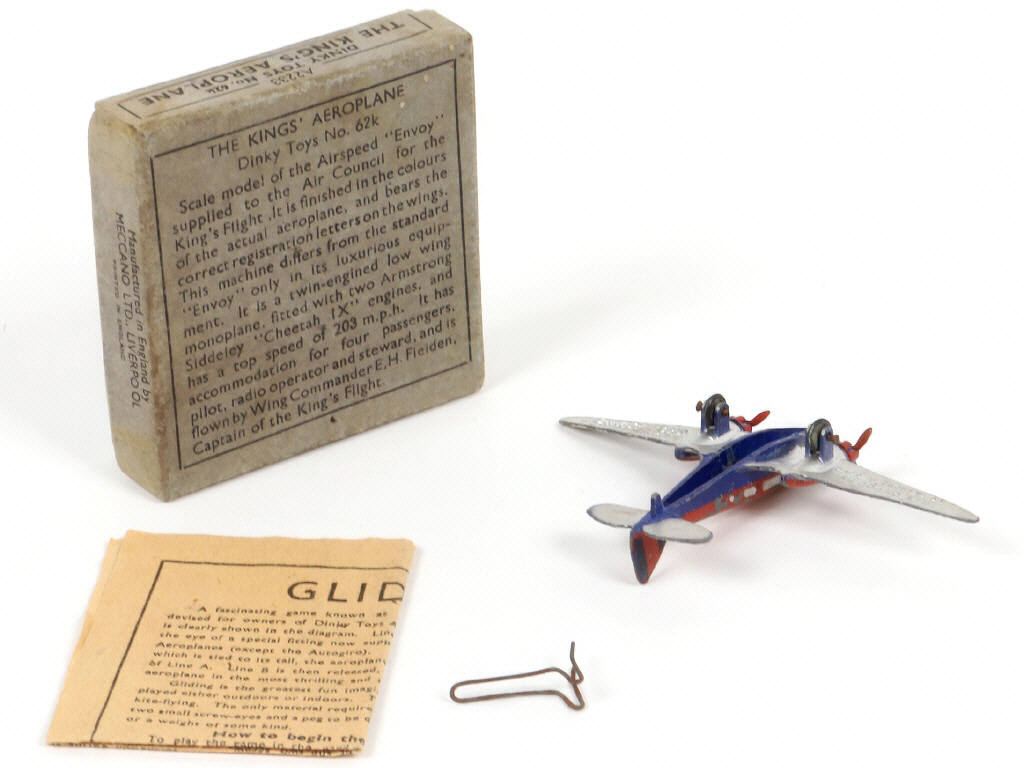 Lot 251 - DINKY TOYS (GB) (1)