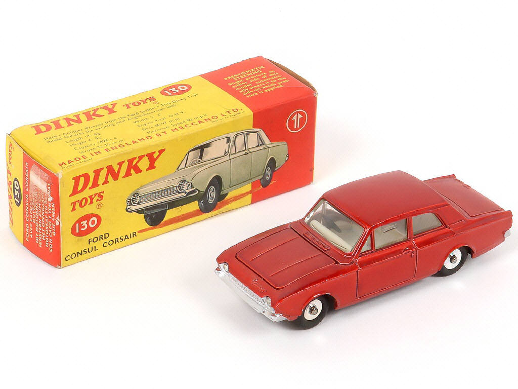 Lot 204 - DINKY TOYS (GB) (1)