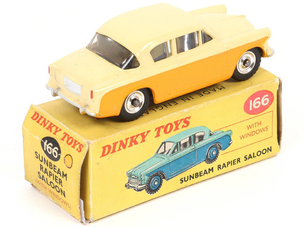 Lot 216 - DINKY TOYS (GB) (1)