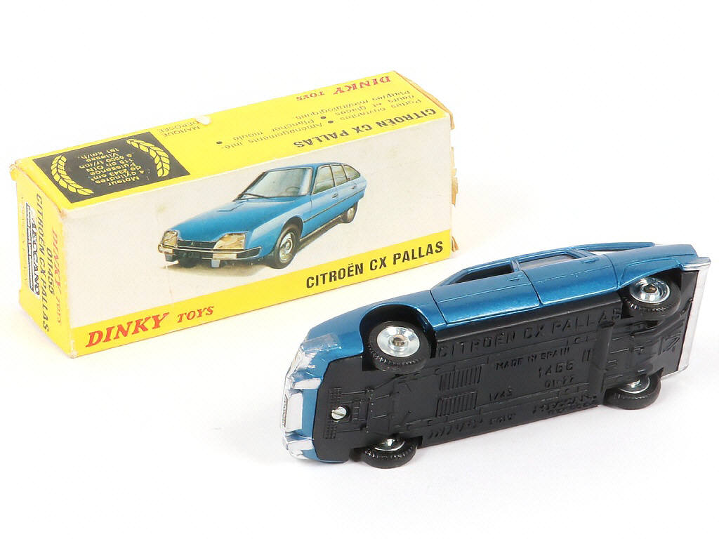 Lot 295 - DINKY TOYS (FRANCE) (1)