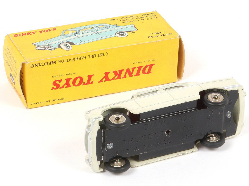 Lot 289 - DINKY TOYS (FRANCE) (1)