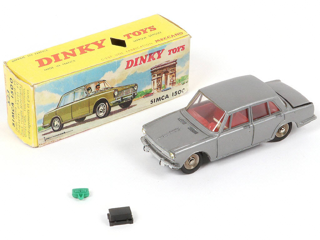 Lot 297 - DINKY TOYS (FRANCE) (1)