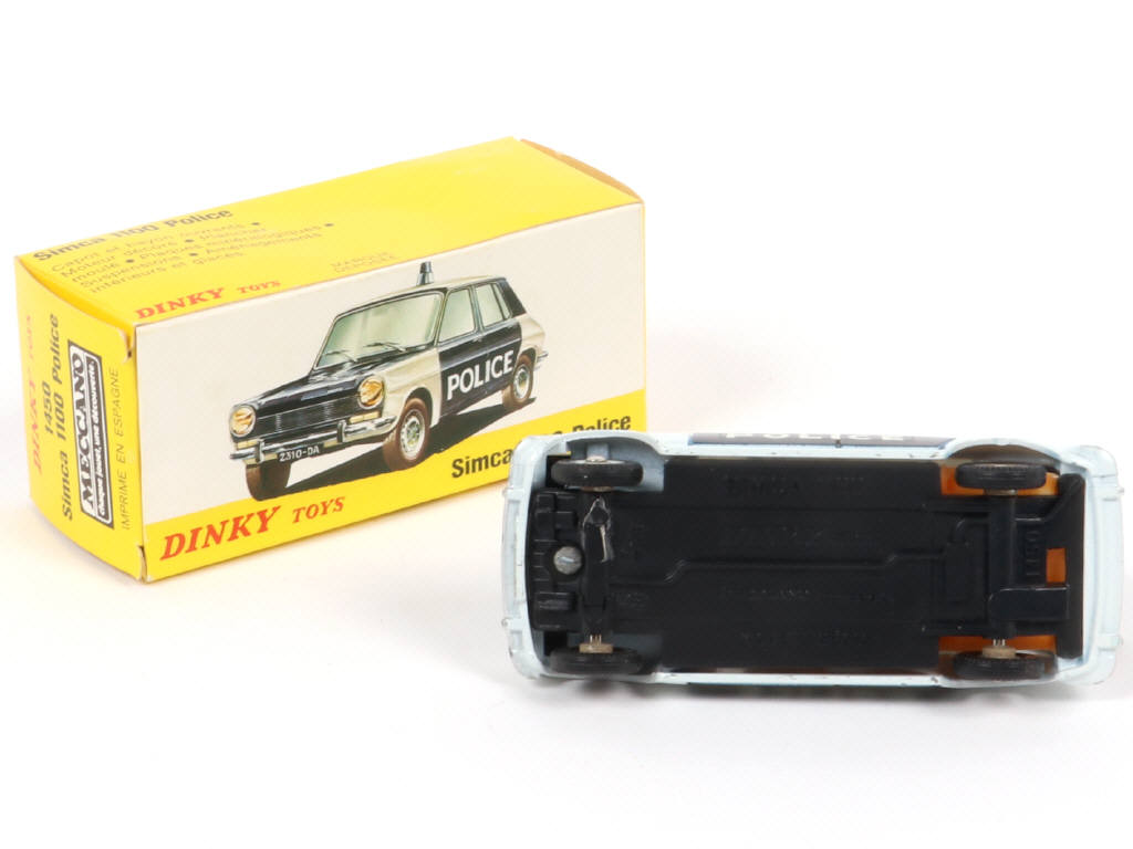 Lot 222 - DINKY TOYS (FRANCE) (1)