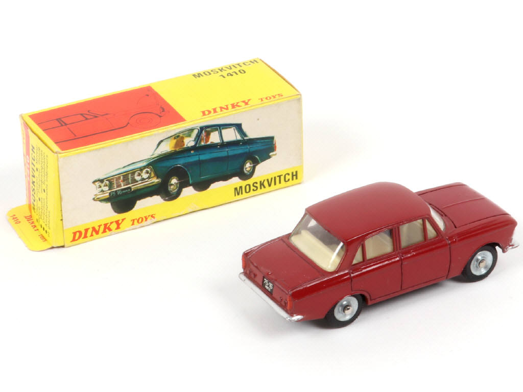 Lot 220 - DINKY TOYS (FRANCE) (1)