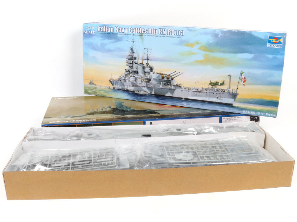 Lot 20 - TRUMPETER (CHINE) (2)