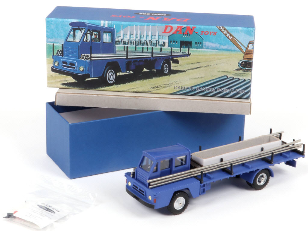 Lot 102 - DAN-TOYS (FRANCE) (1)