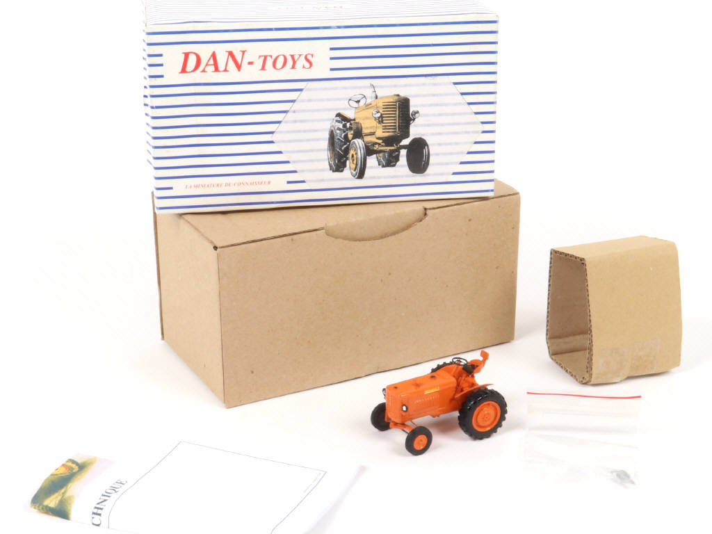 Lot 100 - DAN-TOYS (FRANCE) (1)