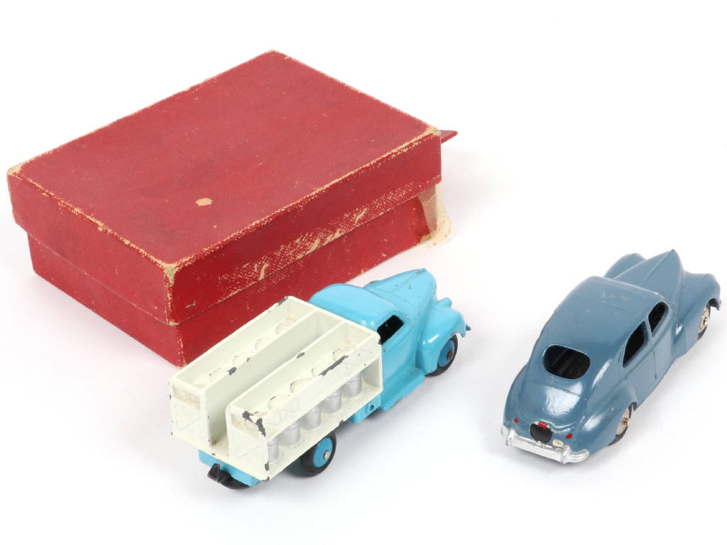 Lot 256 - DINKY TOYS (FRANCE) (2)