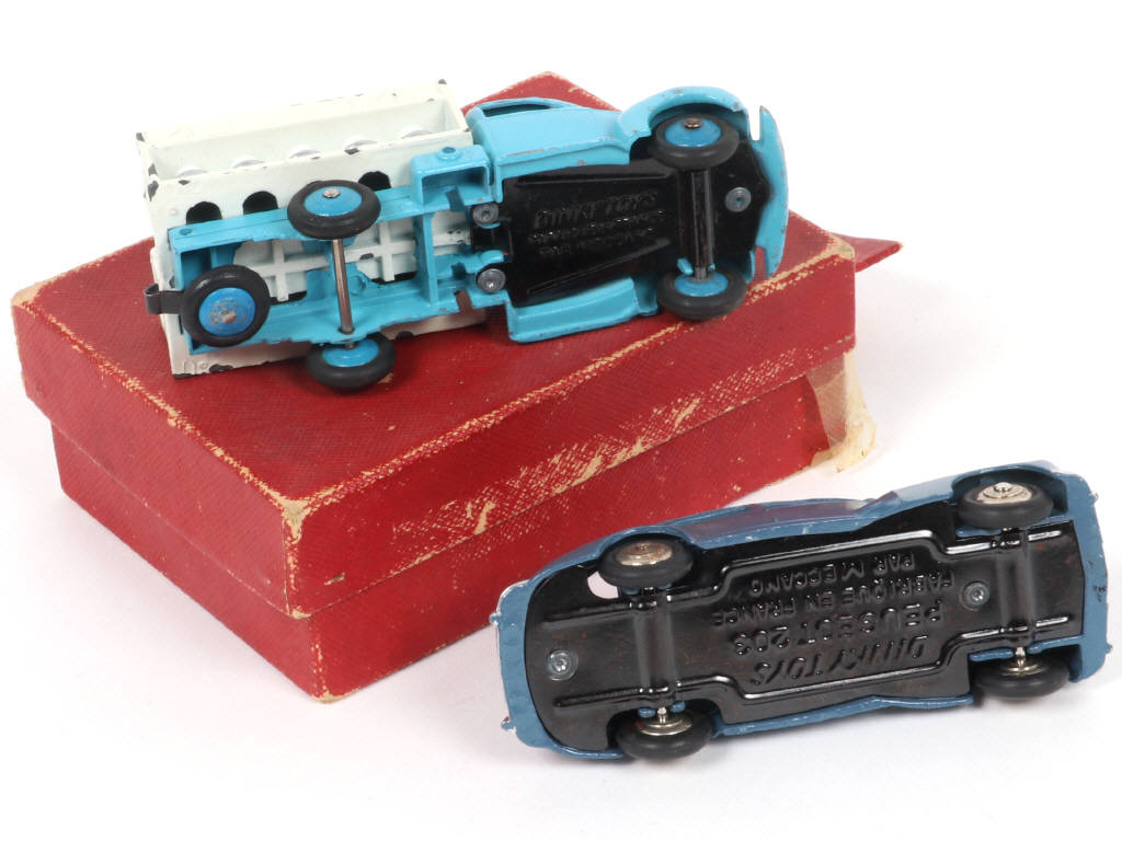 Lot 256 - DINKY TOYS (FRANCE) (2)