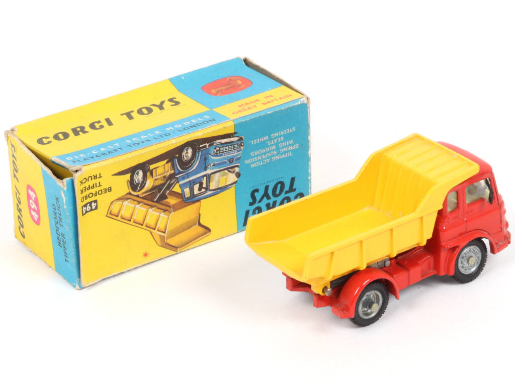 Lot 97 - CORGI TOYS (GB) (1)