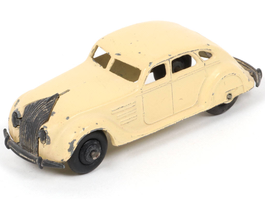 Lot 179 - DINKY TOYS (GB) (1)