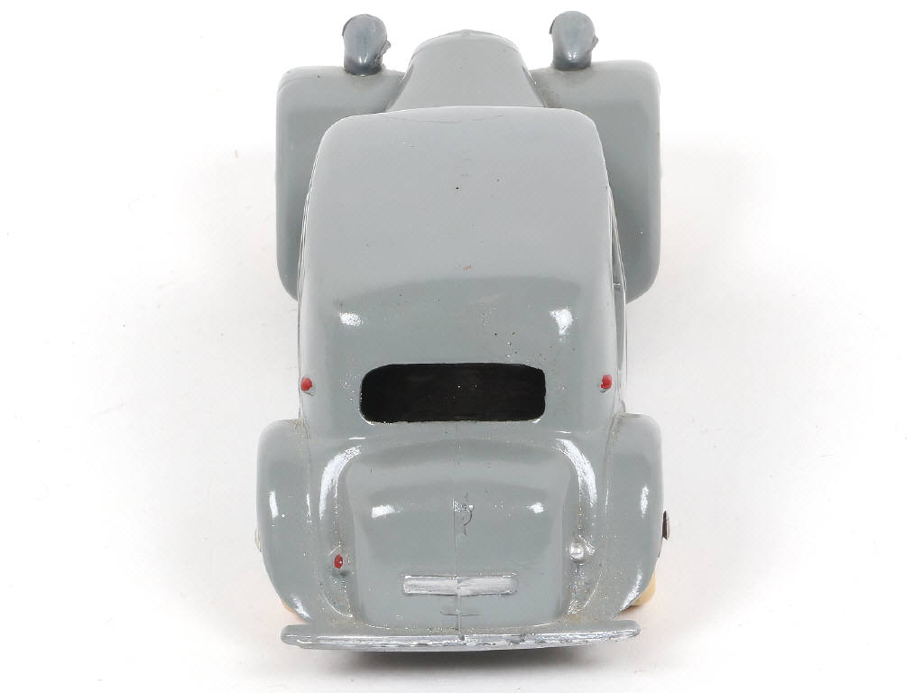 Lot 400 - DINKY TOYS (FRANCE) (1)