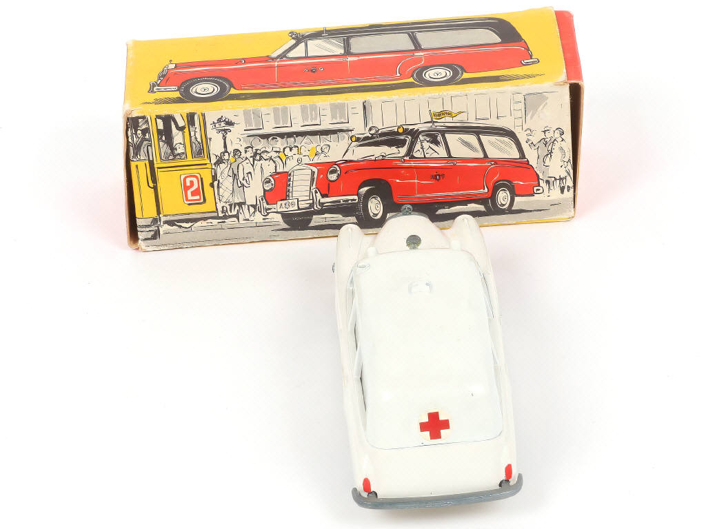 Lot 225 - TEKNO (DANEMARK) (1)