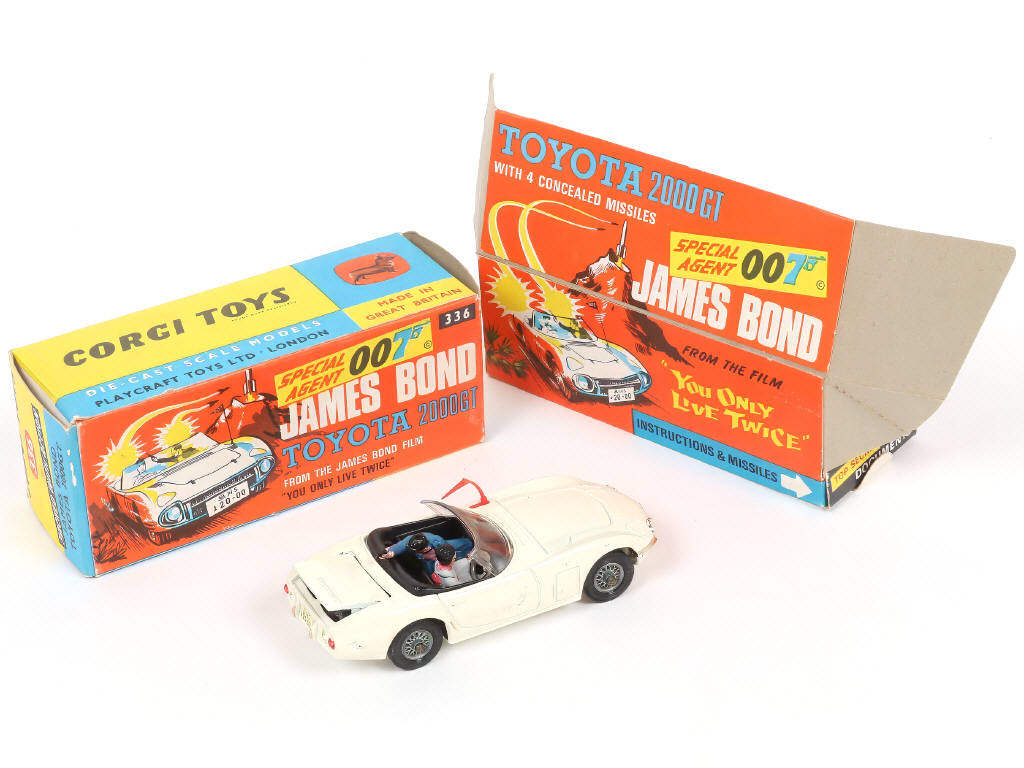 Lot 267 - CORGI TOYS (GB) (1)