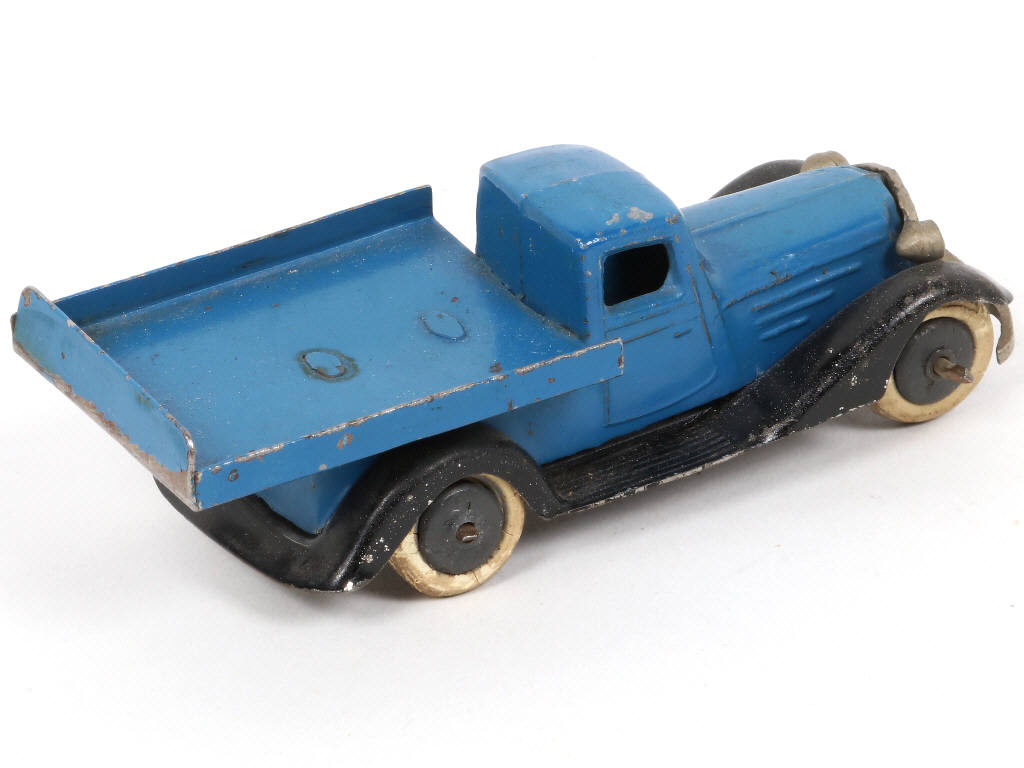 Lot 203 - K.A. BIRK (DANEMARK) (1)