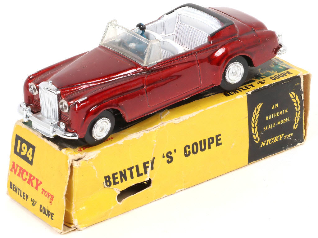 Lot 464 - NICKYTOYS (INDE) (1)