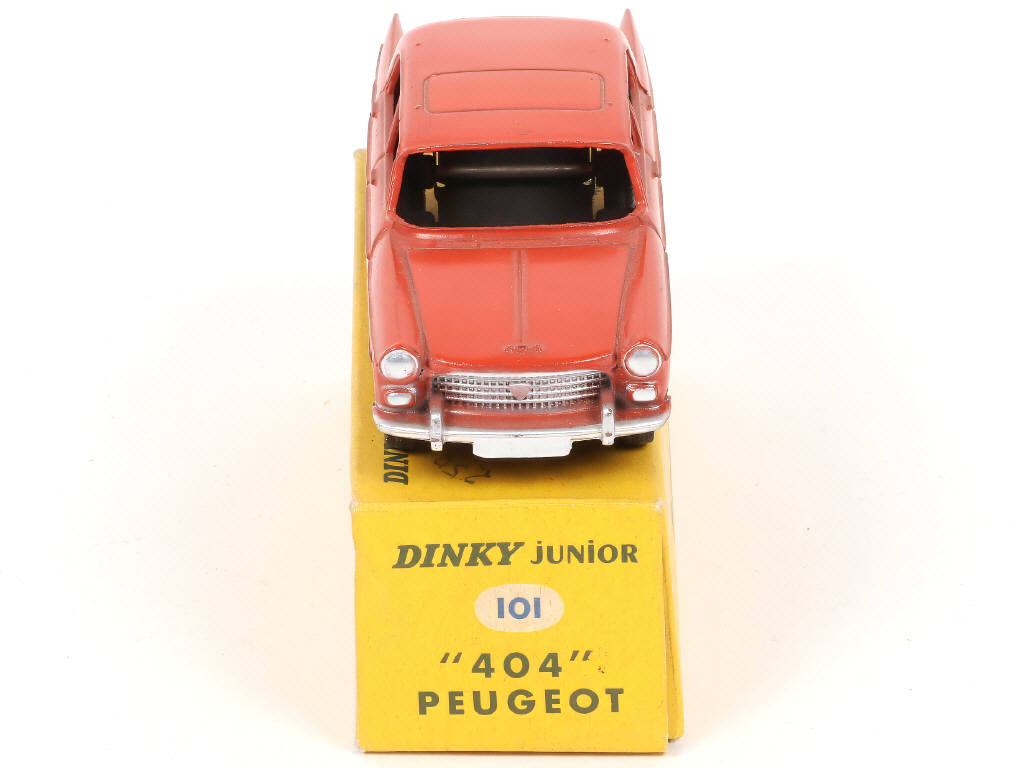 Lot 389 - DINKY TOYS (FRANCE) Série JUNIOR (1)