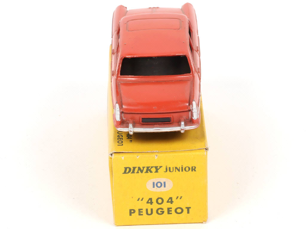 Lot 389 - DINKY TOYS (FRANCE) Série JUNIOR (1)