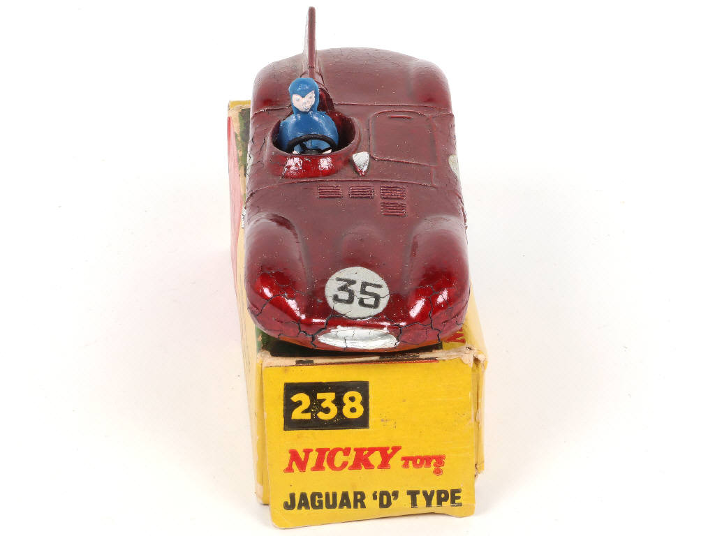 Lot 465 - NICKYTOYS (INDE) (1)