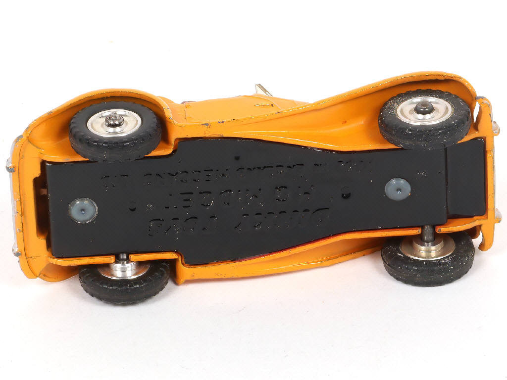 Lot 500 - DINKY TOYS (GB) (1)