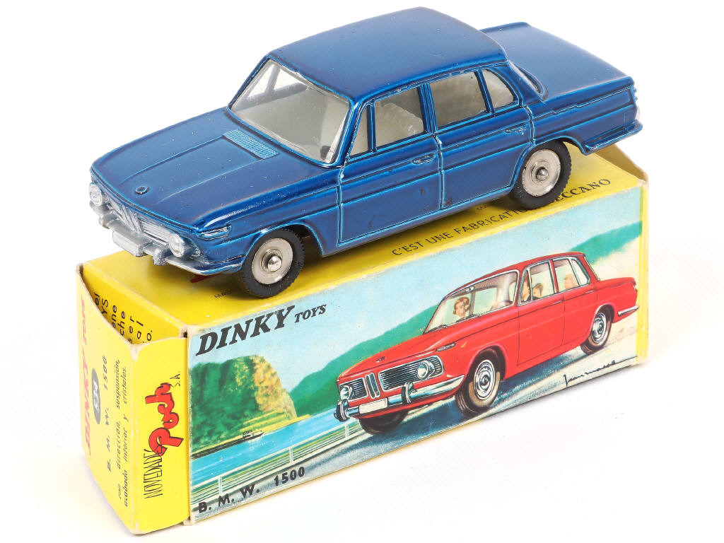 Lot 386 - DINKY TOYS (FRANCE) Série POCH (1)
