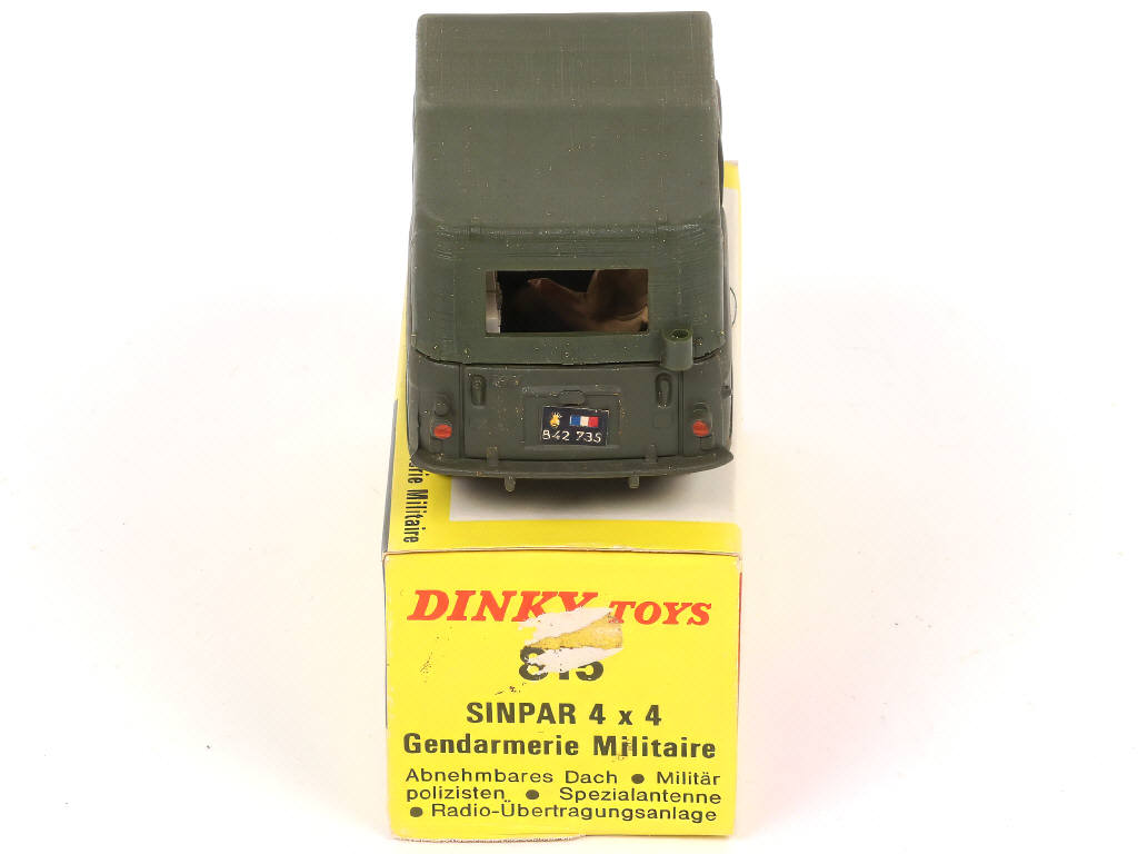 Lot 440 - DINKY TOYS (FRANCE) (1)