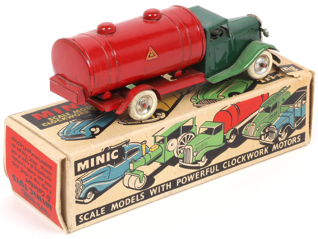 Lot 256 - MINIC (GB) (1)