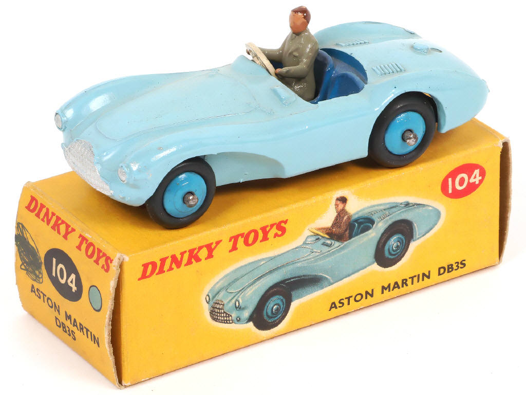 Lot 507 - DINKY TOYS (GB) (1)