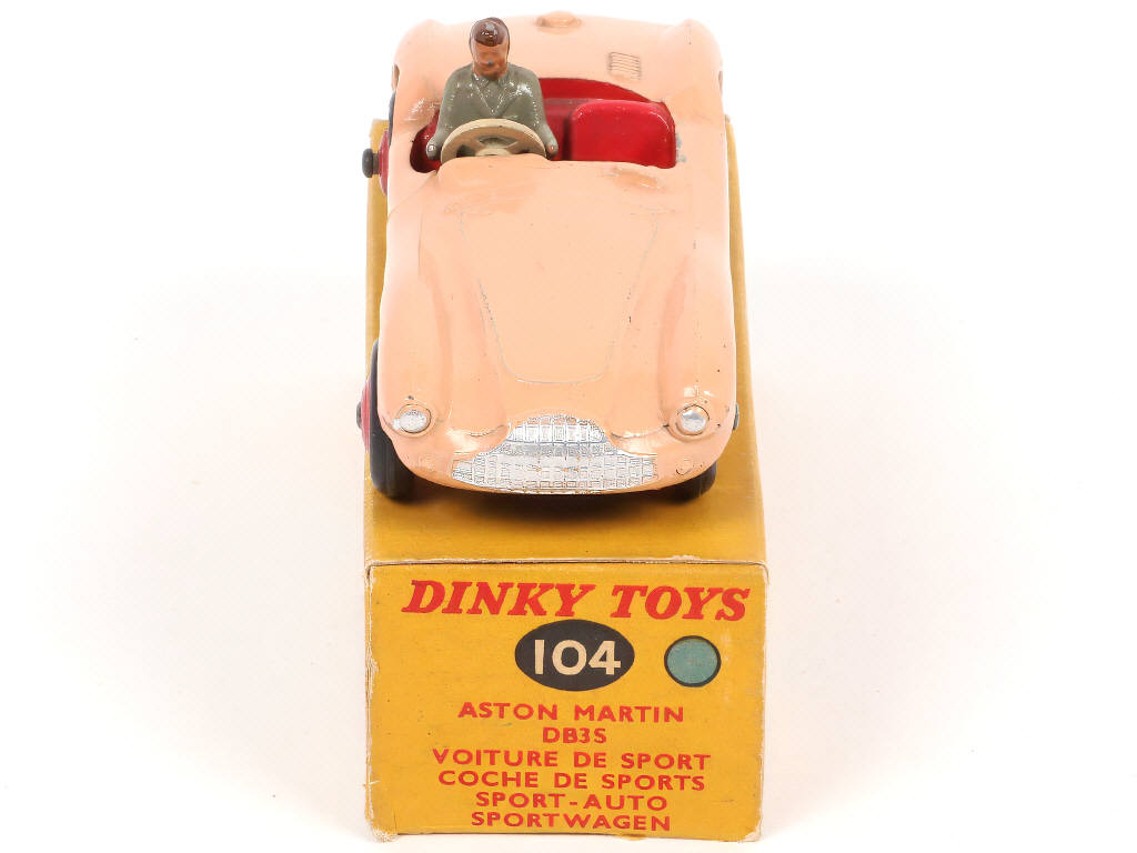 Lot 508 - DINKY TOYS (GB) (1)