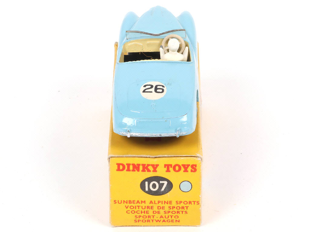 Lot 509 - DINKY TOYS (GB) (1)
