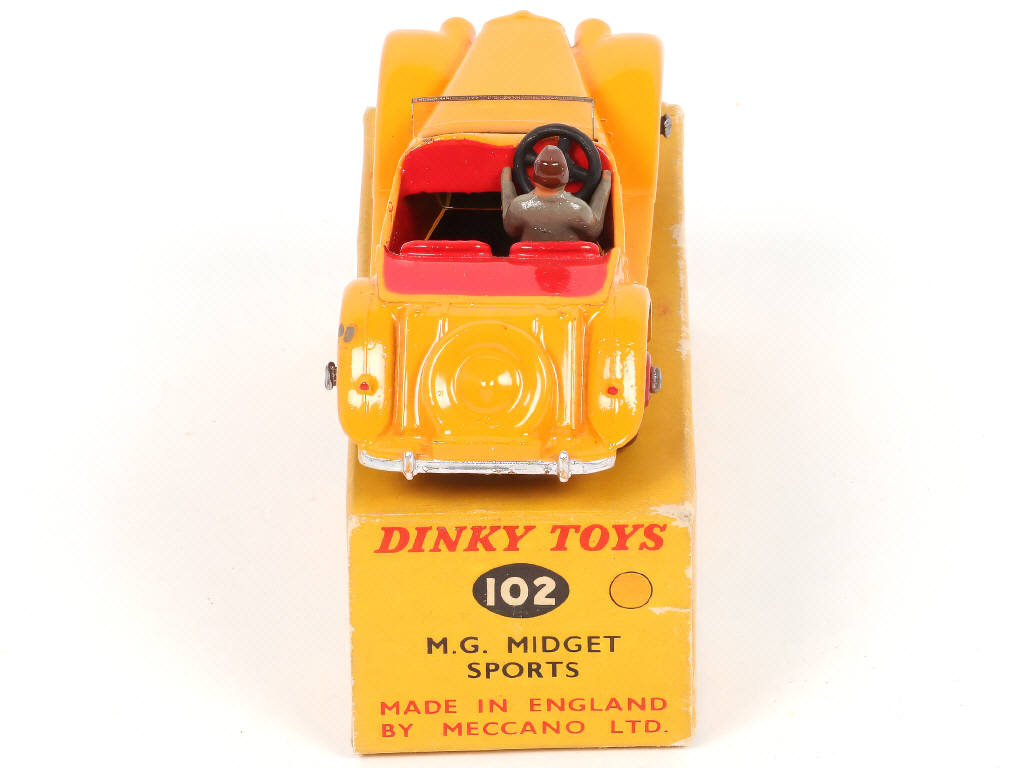 Lot 505 - DINKY TOYS (GB) (1)