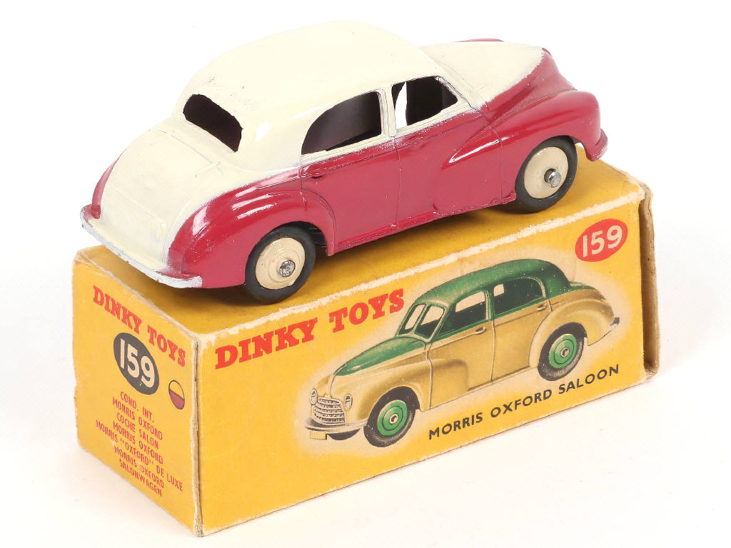 Lot 516 - DINKY TOYS (GB) (1)