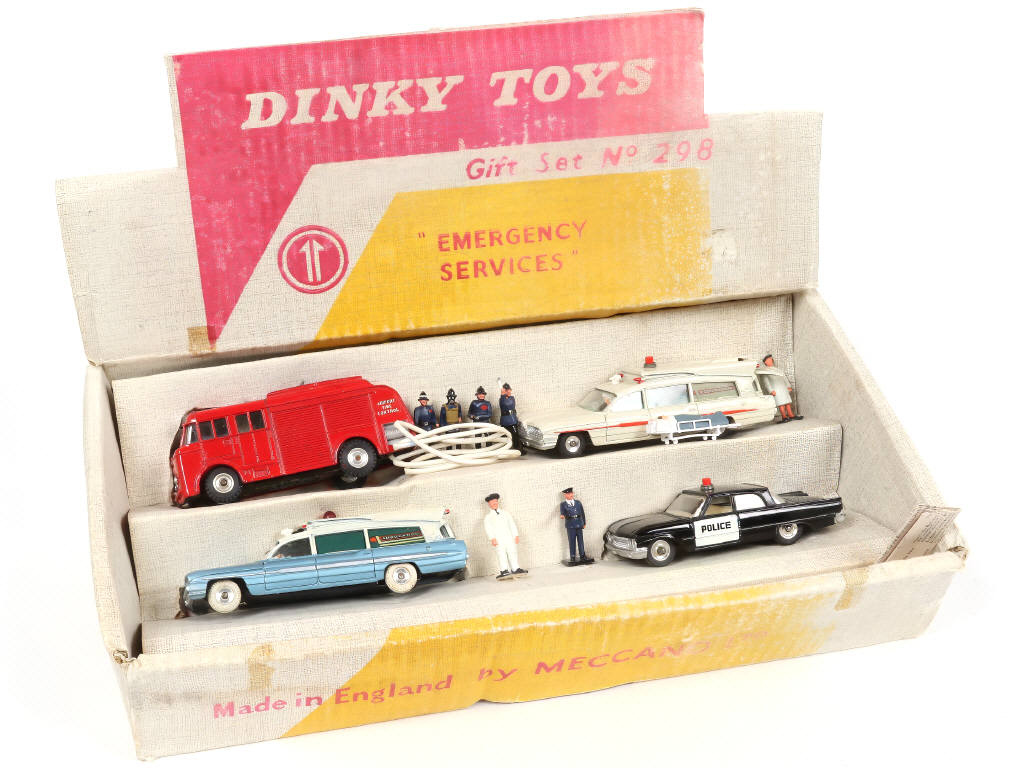 Lot 485 - DINKY TOYS (GB) (1)
