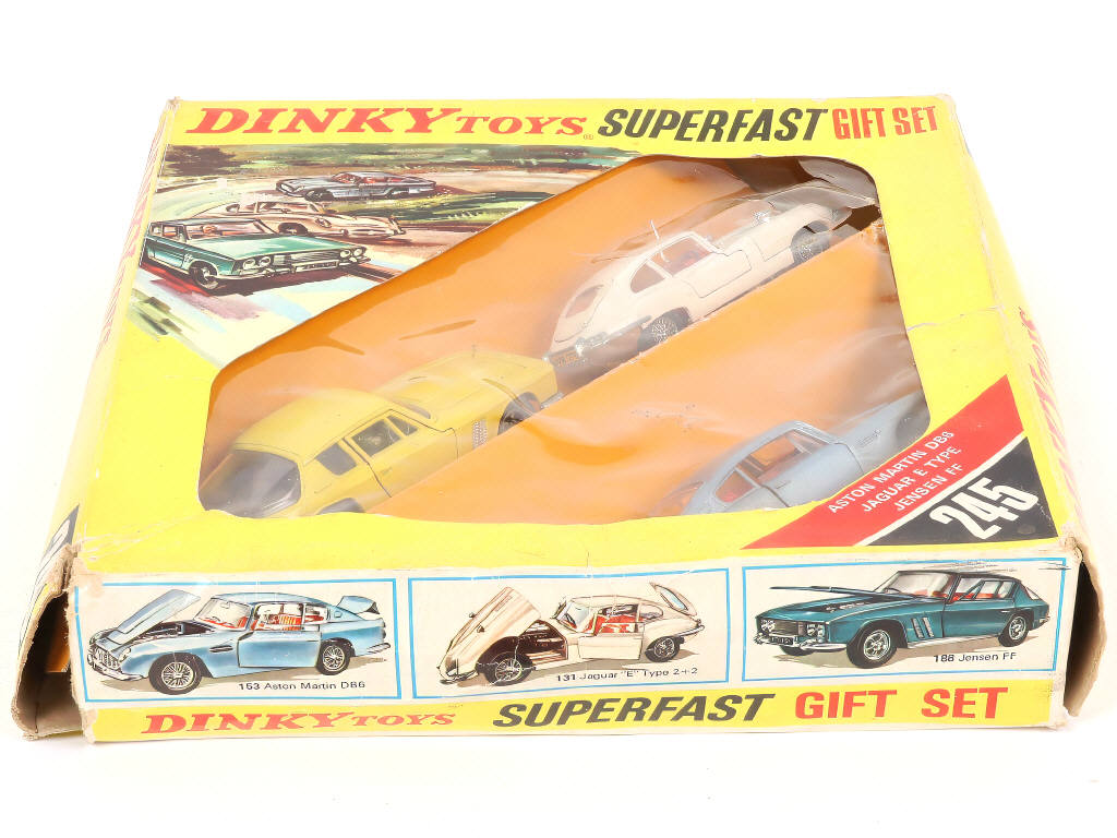 Lot 486 - DINKY TOYS (GB) (1)