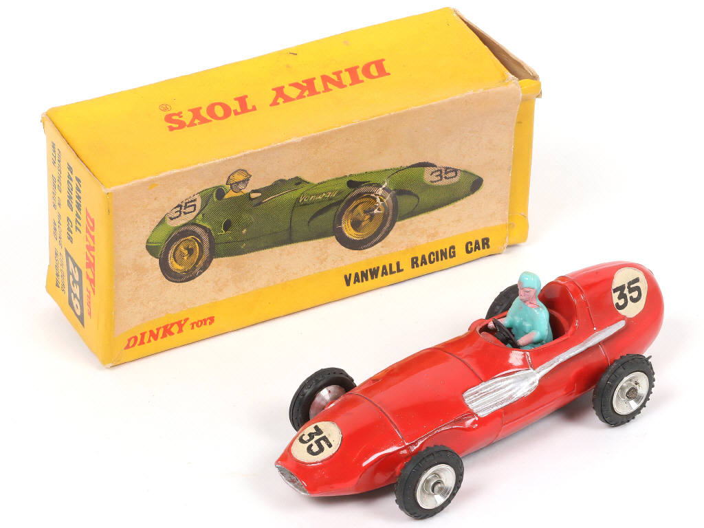 Lot 466 - NICKYTOYS (INDE) (1)