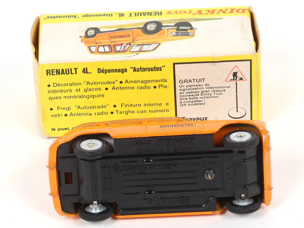 Lot 436 - DINKY TOYS (FRANCE) (1)