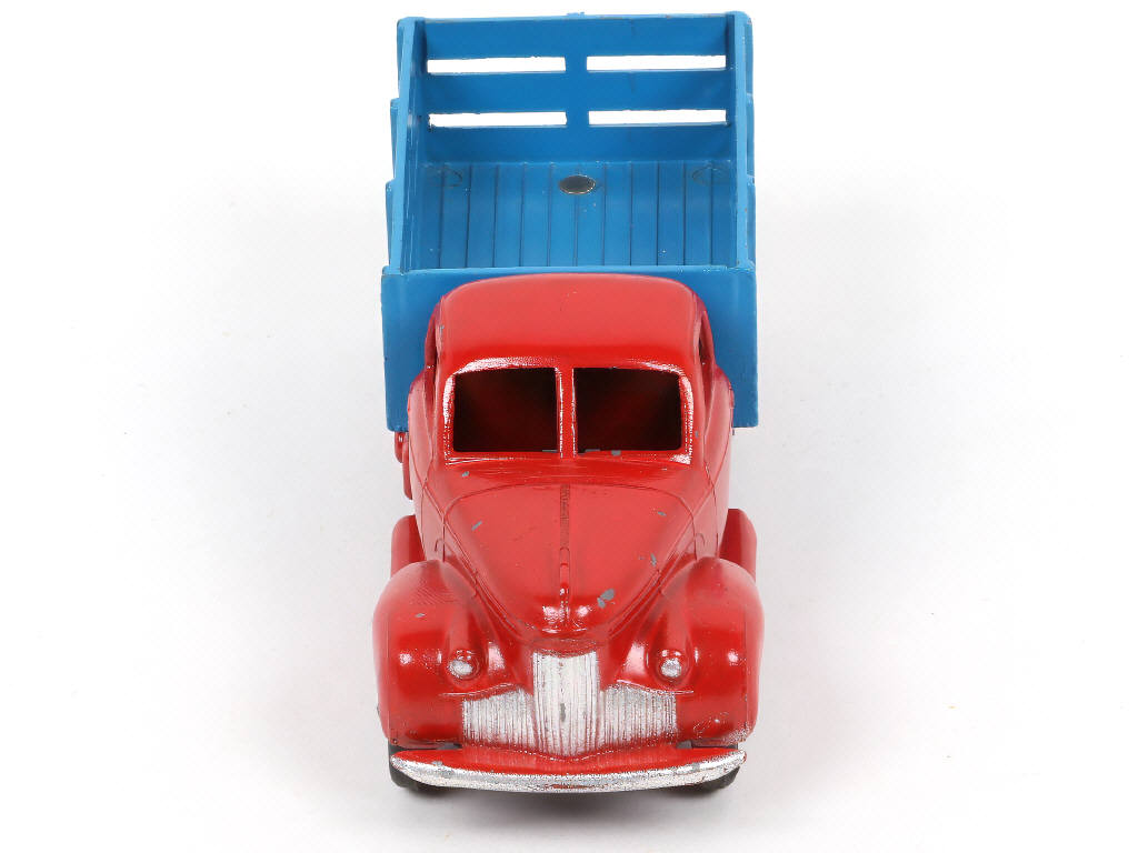 Lot 414 - DINKY TOYS (FRANCE) (1)