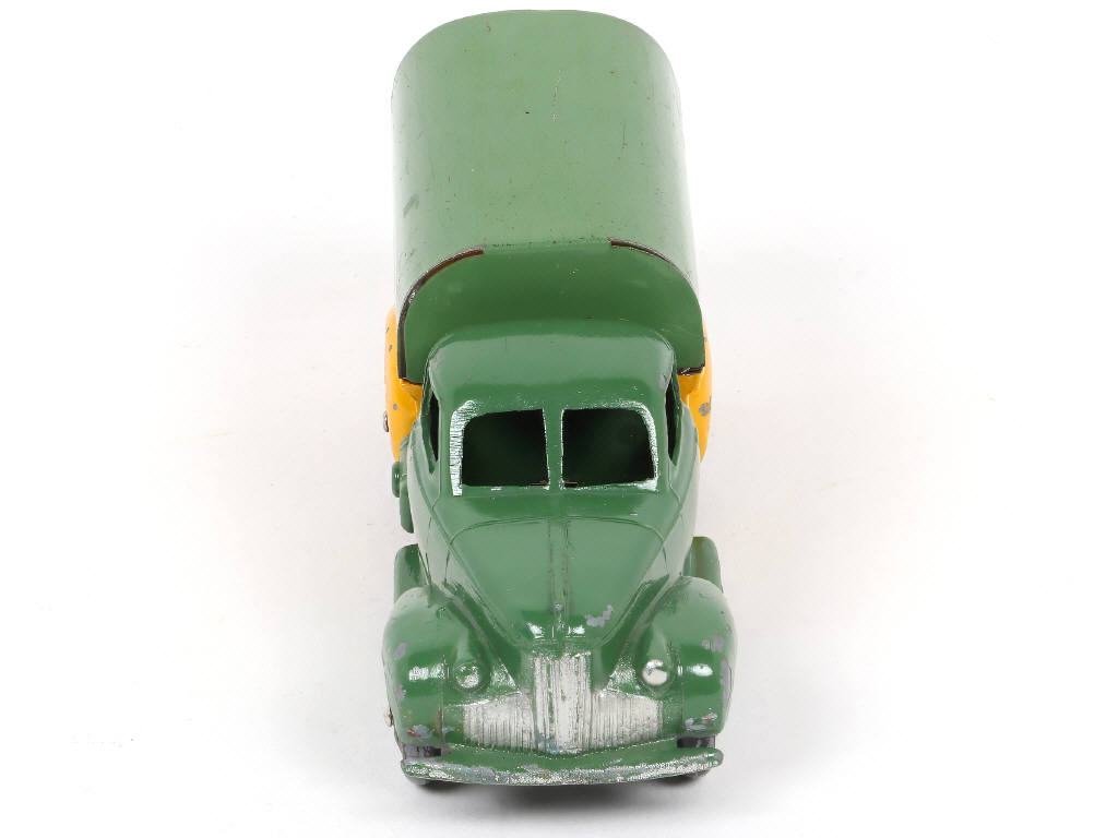 Lot 416 - DINKY TOYS (FRANCE) (1)