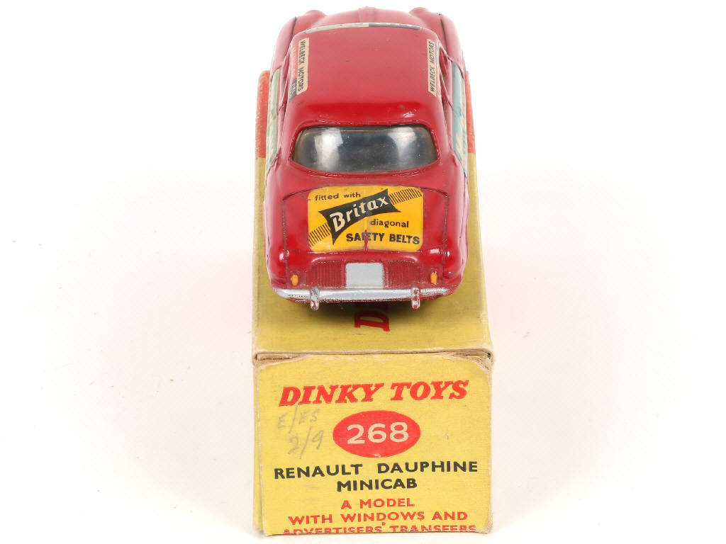 Lot 518 - DINKY TOYS (GB) (1)