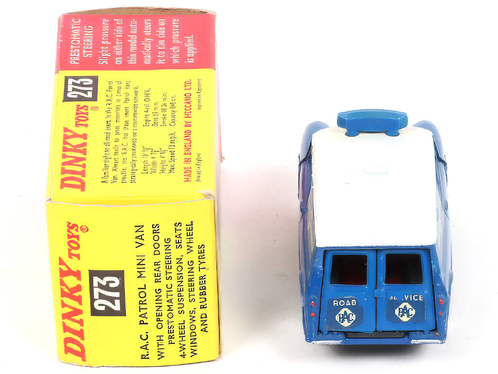 Lot 527 - DINKY TOYS (GB) (1)