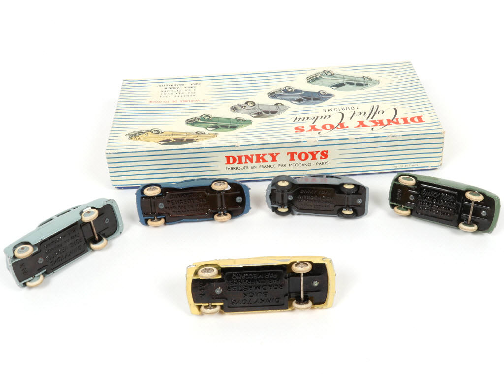 Lot 382 - DINKY TOYS (FRANCE) (1)