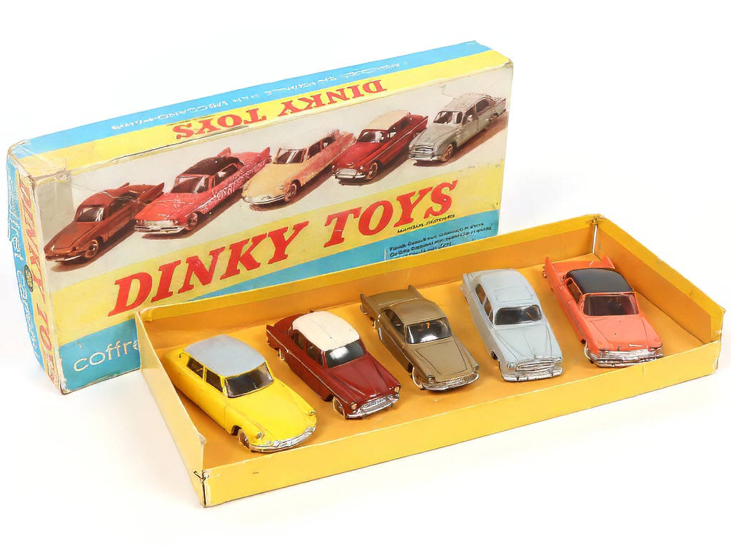 Lot 384 - DINKY TOYS (FRANCE) (1)