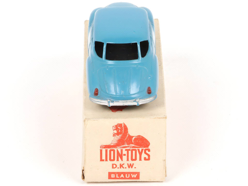 Lot 202 - LION-CAR (PAYS-BAS) (1)