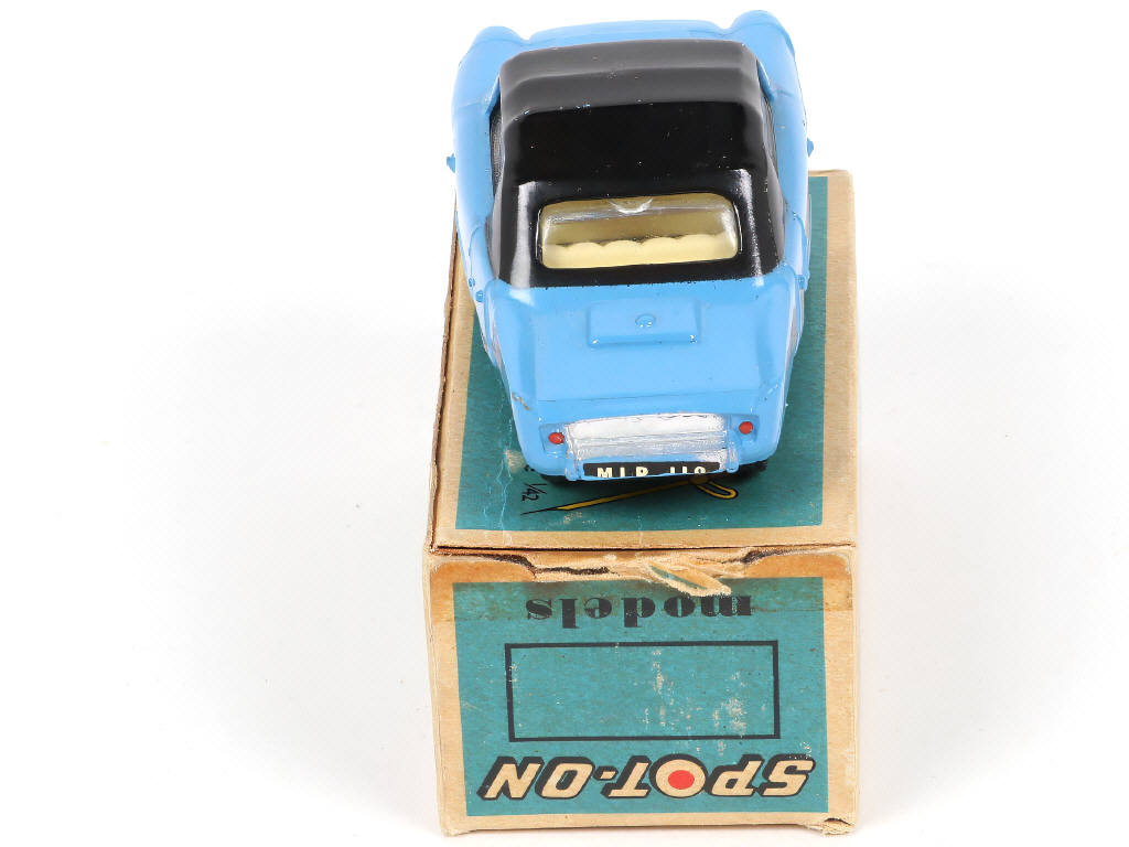 Lot 258 - SPOT-ON (GB) (1)