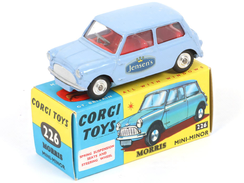 Lot 260 - CORGI TOYS (GB) (1)