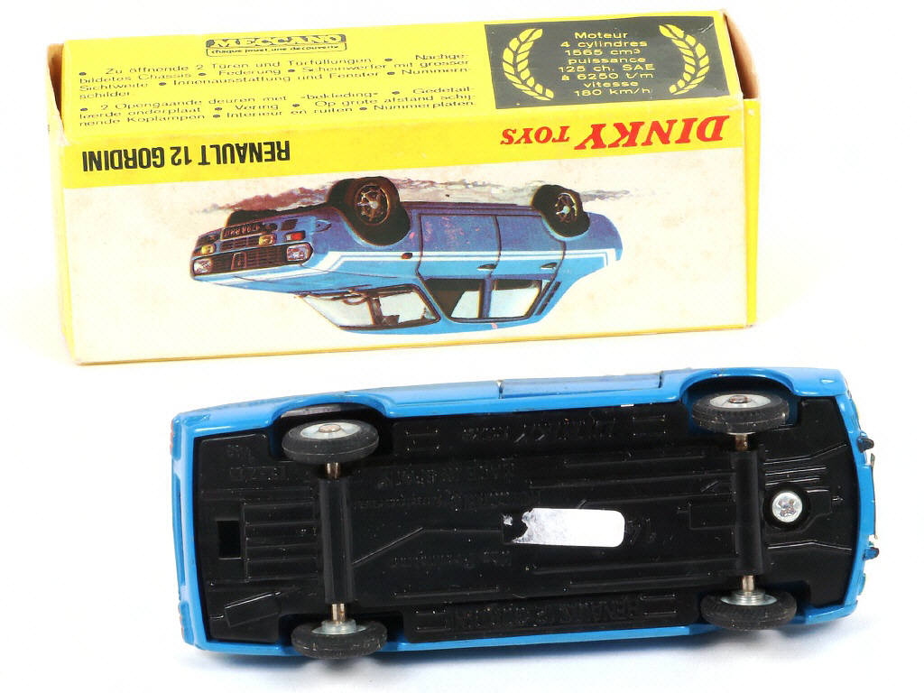 Lot 263 - DINKY TOYS (FRANCE) (1)