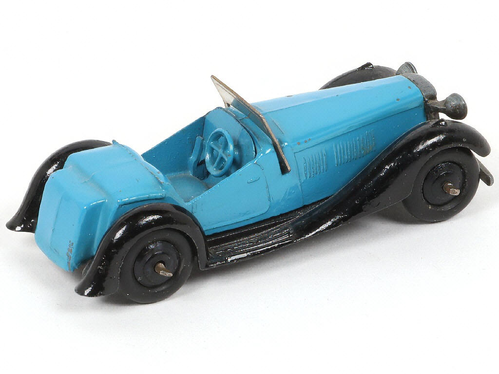 Lot 210 - DINKY TOYS (GB) (1)