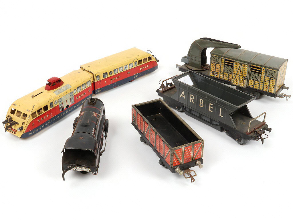 Lot 70 - DIVERS (Ecartement O) (5)