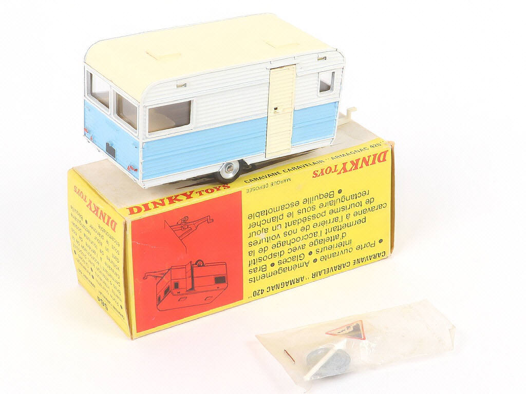 Lot 280 - DINKY TOYS (FRANCE) (1)